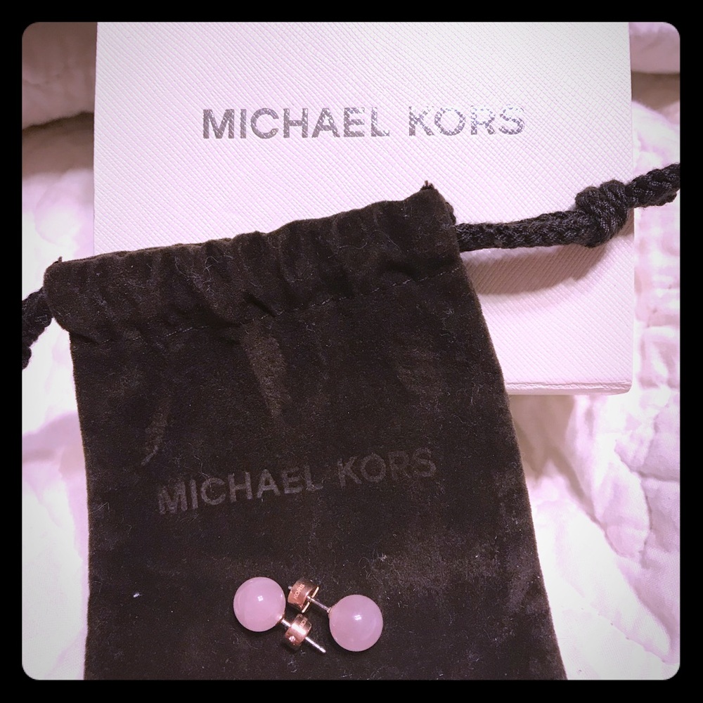 MK pink pearls Stud Earrings